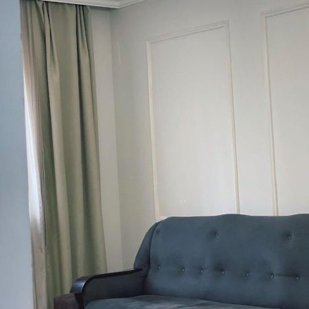 Lidiani Guest House ギュムリ エクステリア 写真