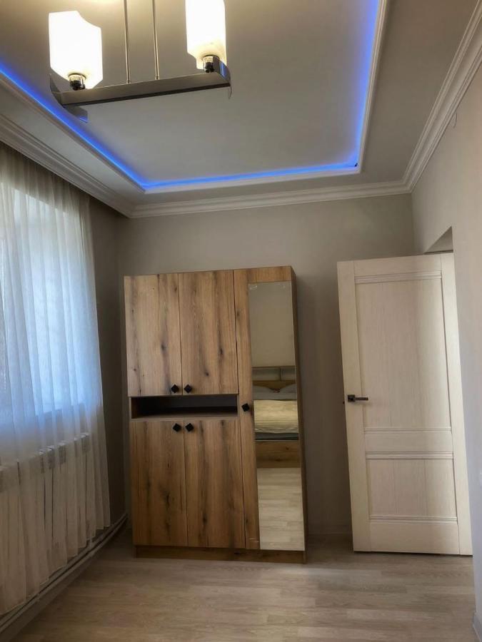 Lidiani Guest House ギュムリ エクステリア 写真